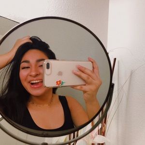 Meet your Posher, Aileen